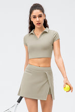 Load image into Gallery viewer, Cropped Short Sleeve Collared Yoga Top