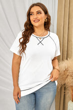 Load image into Gallery viewer, Plus Size Contrast Stitching Crewneck Tee