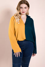 Load image into Gallery viewer, Plus Size Color Block Contrast Top