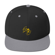 Load image into Gallery viewer, logo embroidered snapback Hat