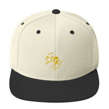 Load image into Gallery viewer, logo embroidered snapback Hat