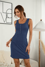 Load image into Gallery viewer, Sleeveless Button down Pocket Dress
