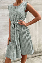 Load image into Gallery viewer, Printed Tie-Waist Flutter Sleeve Pleated Dress
